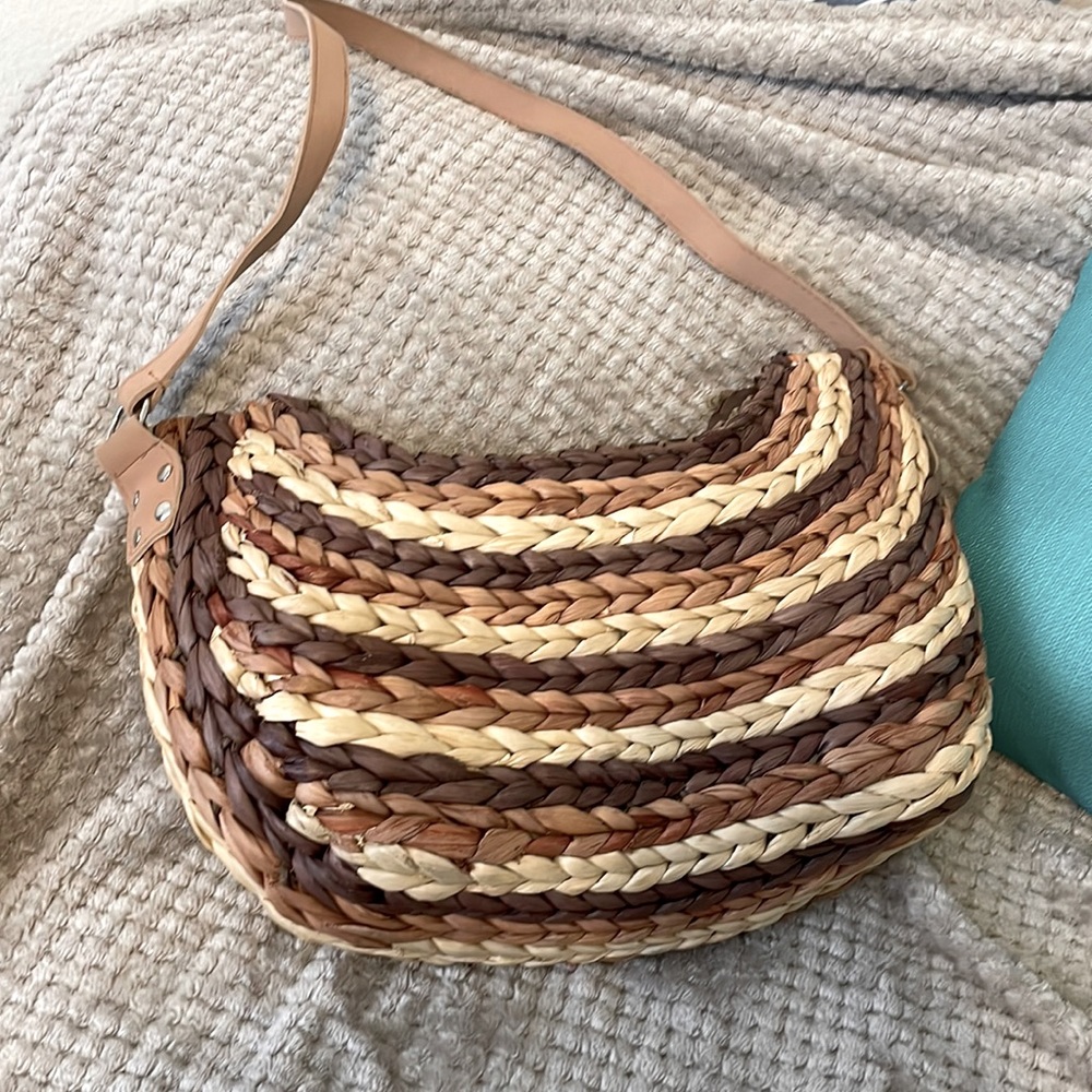 Basket weave purse